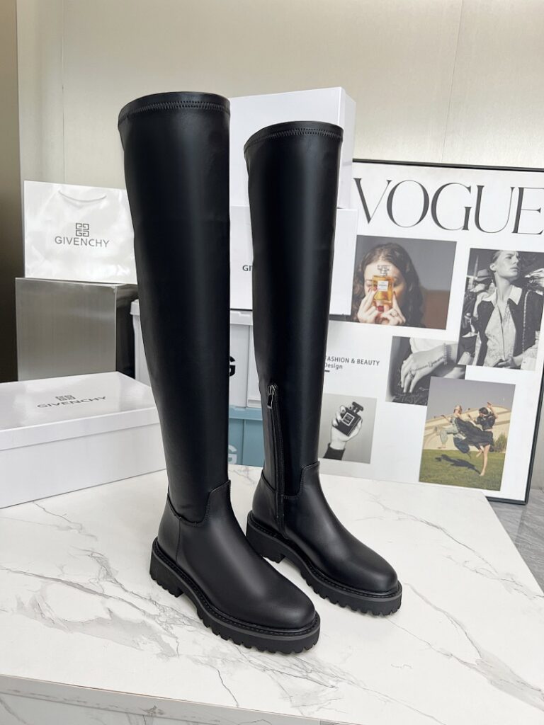 Givenchy Shoe Style 3901153