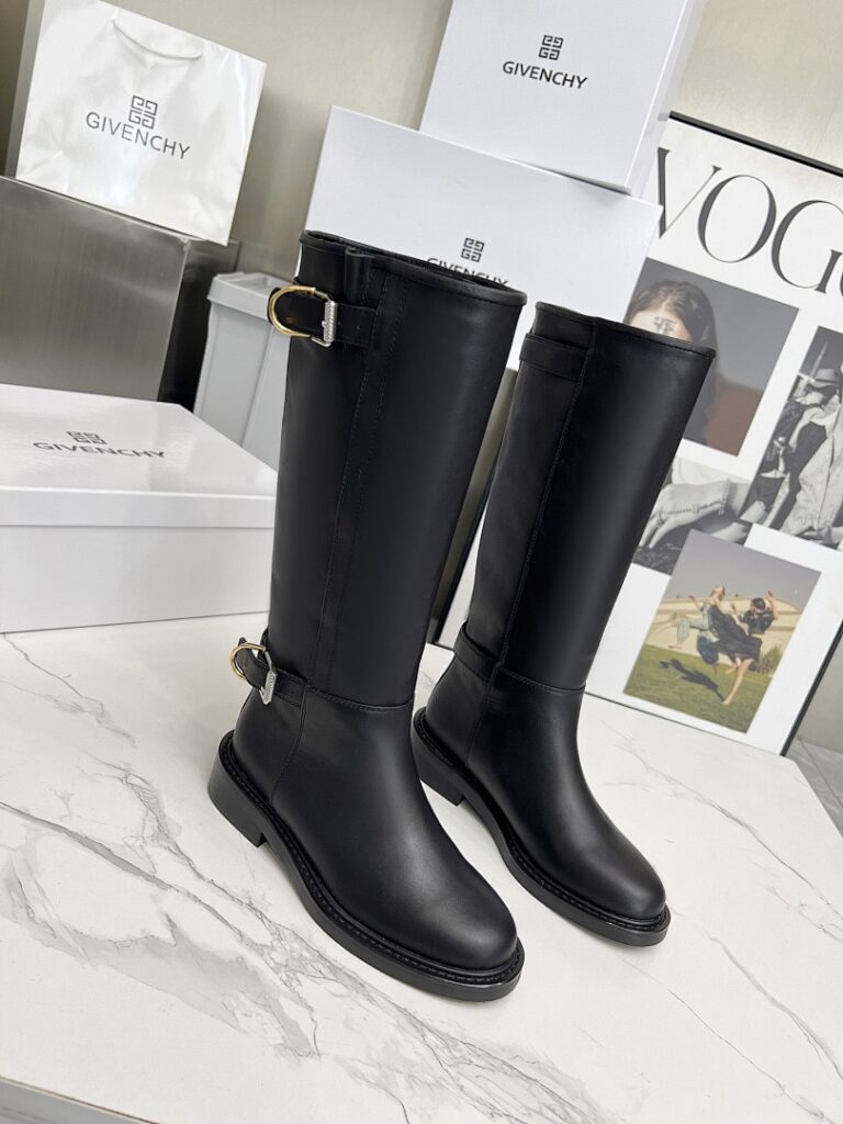 Givenchy Shoe Style 4701153