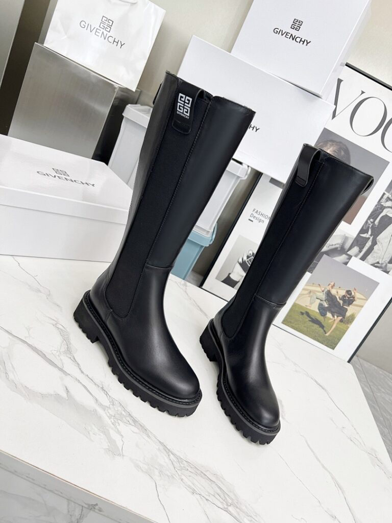 Givenchy Shoe Style 4501153