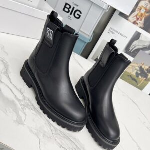 Givenchy Shoe Style 3601153