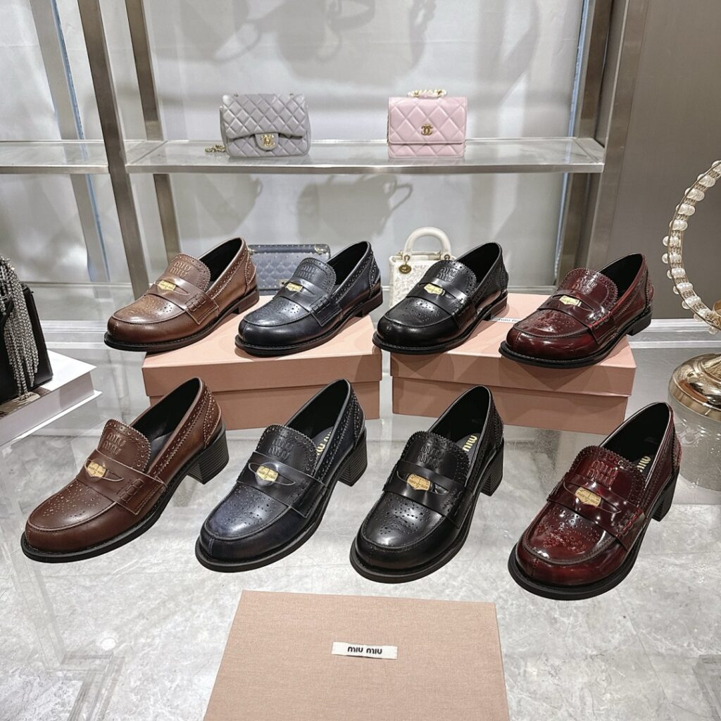 Miu Miu Shoe Style 3001159