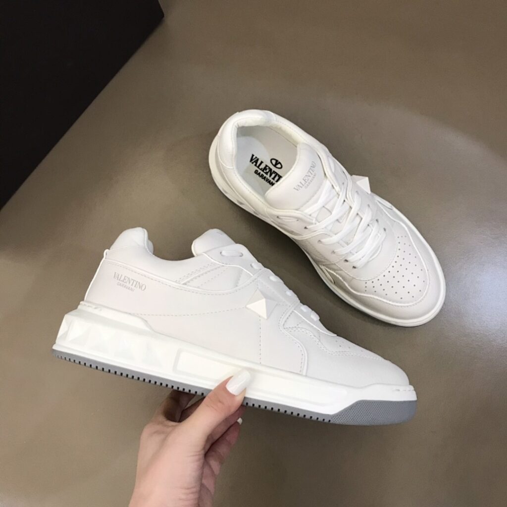 Valentino Shoe Style 2701126