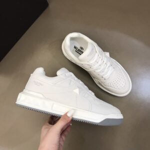 Valentino Shoe Style 2701126