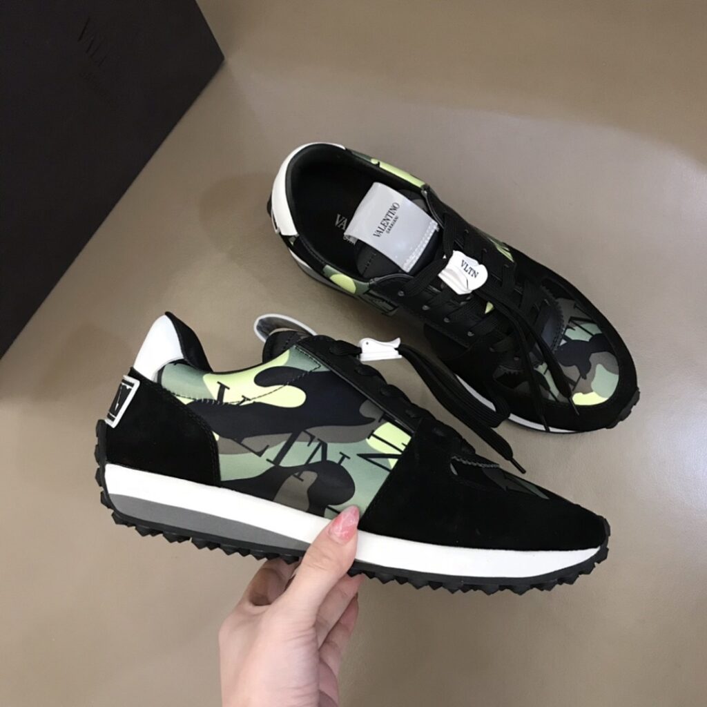 Valentino Shoe Style 2401126