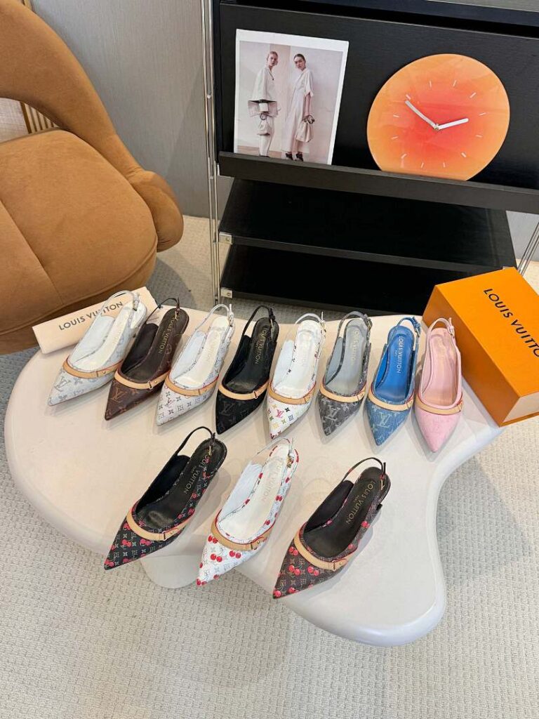 Louis Vuitton Shoe Style 2101117