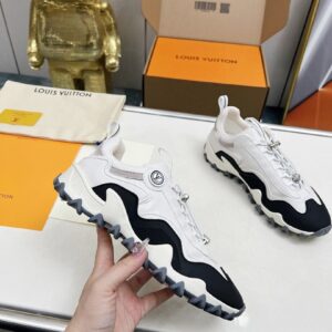 Louis Vuitton Shoe Style 3701192