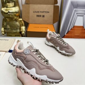 Louis Vuitton Shoe Style 3701192