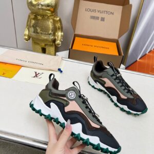 Louis Vuitton Shoe Style 3701192