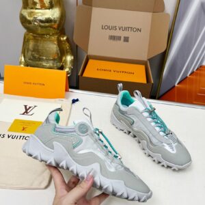 Louis Vuitton Shoe Style 3701192