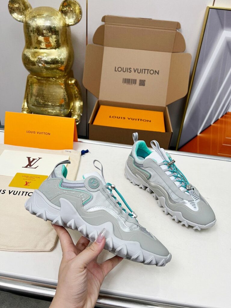 Louis Vuitton Shoe Style 3701192