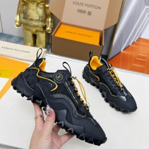 Louis Vuitton Shoe Style 3701192