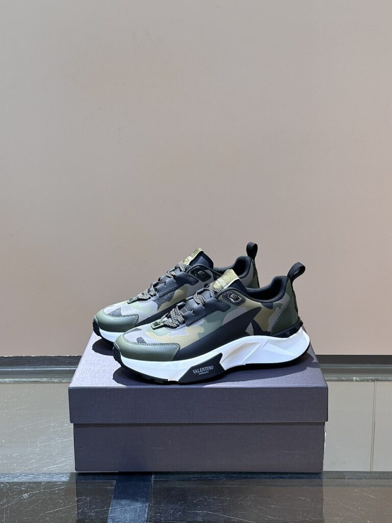 Valentino Shoe Style 2901127