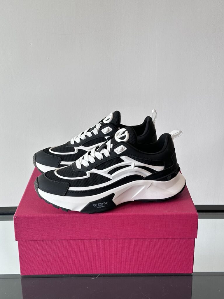 Valentino Shoe Style 2901127