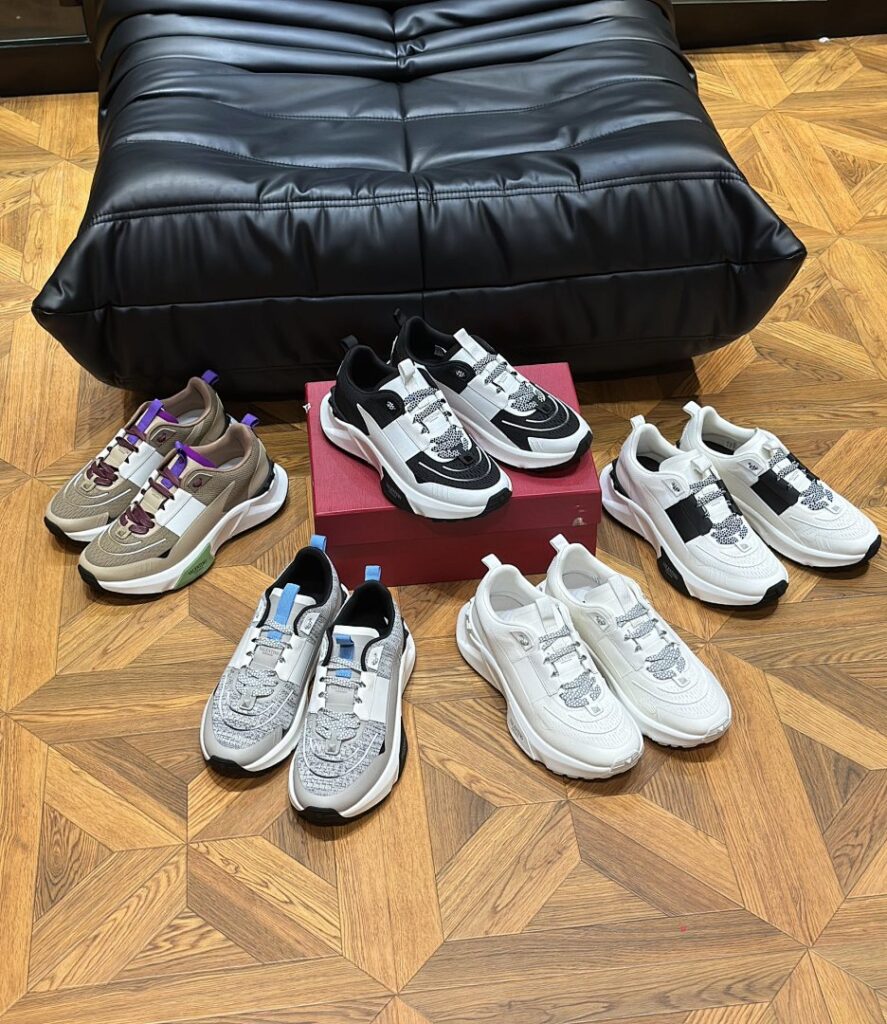 Valentino Shoe Style 2901127