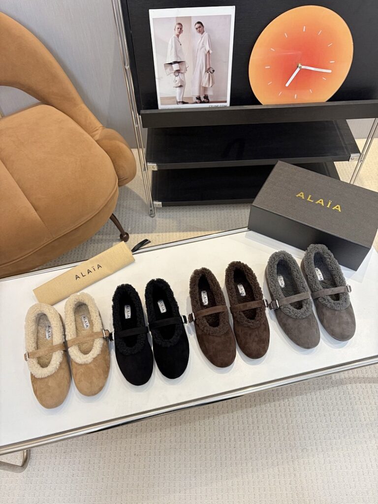 Alaia Shoe Style 3201170