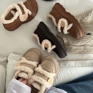 UGG Shoe Style 3301194