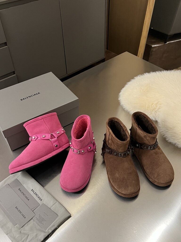 Balenciaga Shoe Style 3201192