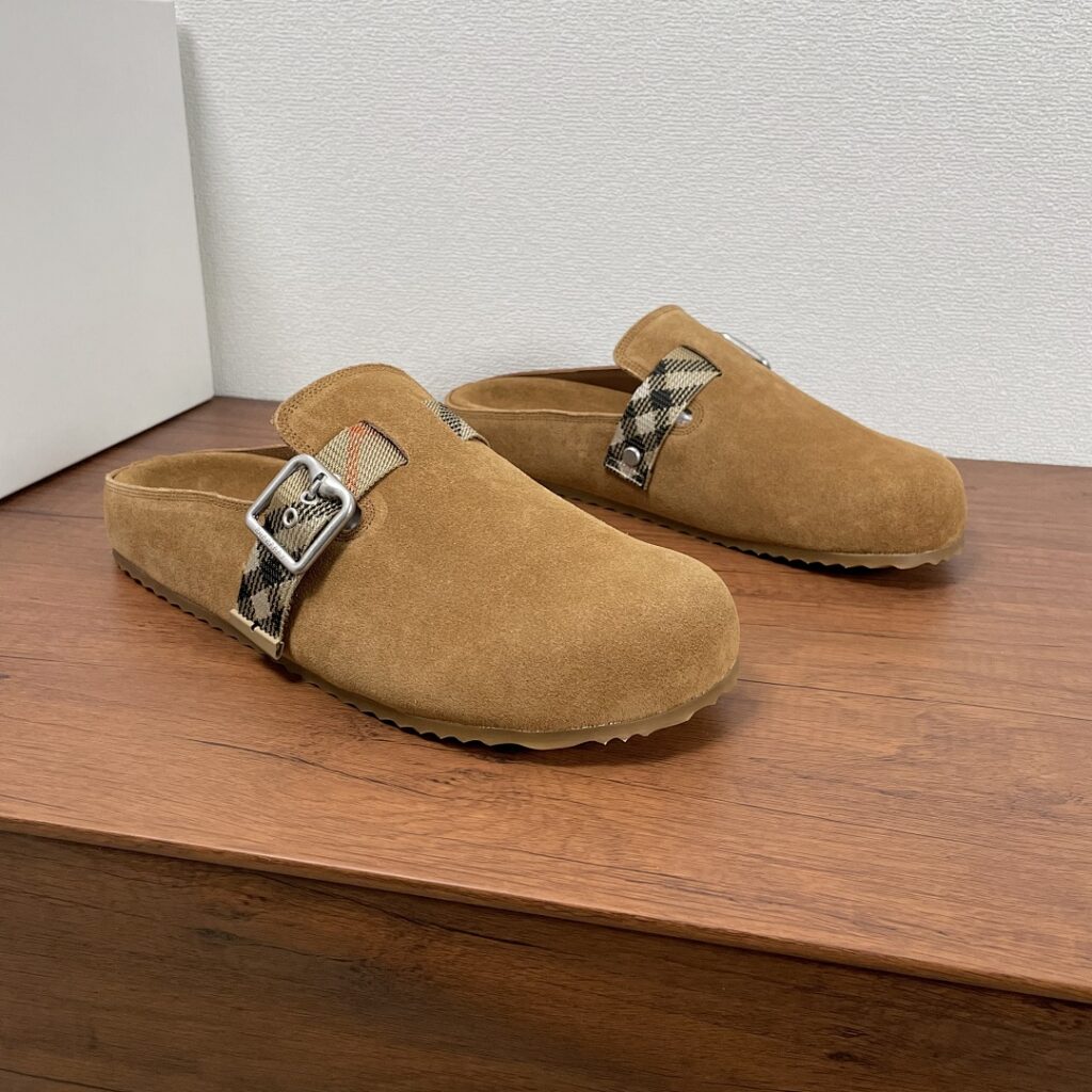 Balenciaga Shoe Style 2401128