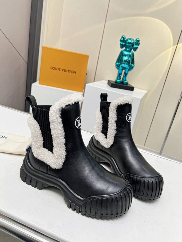 Louis Vuitton Shoe Style 3501198