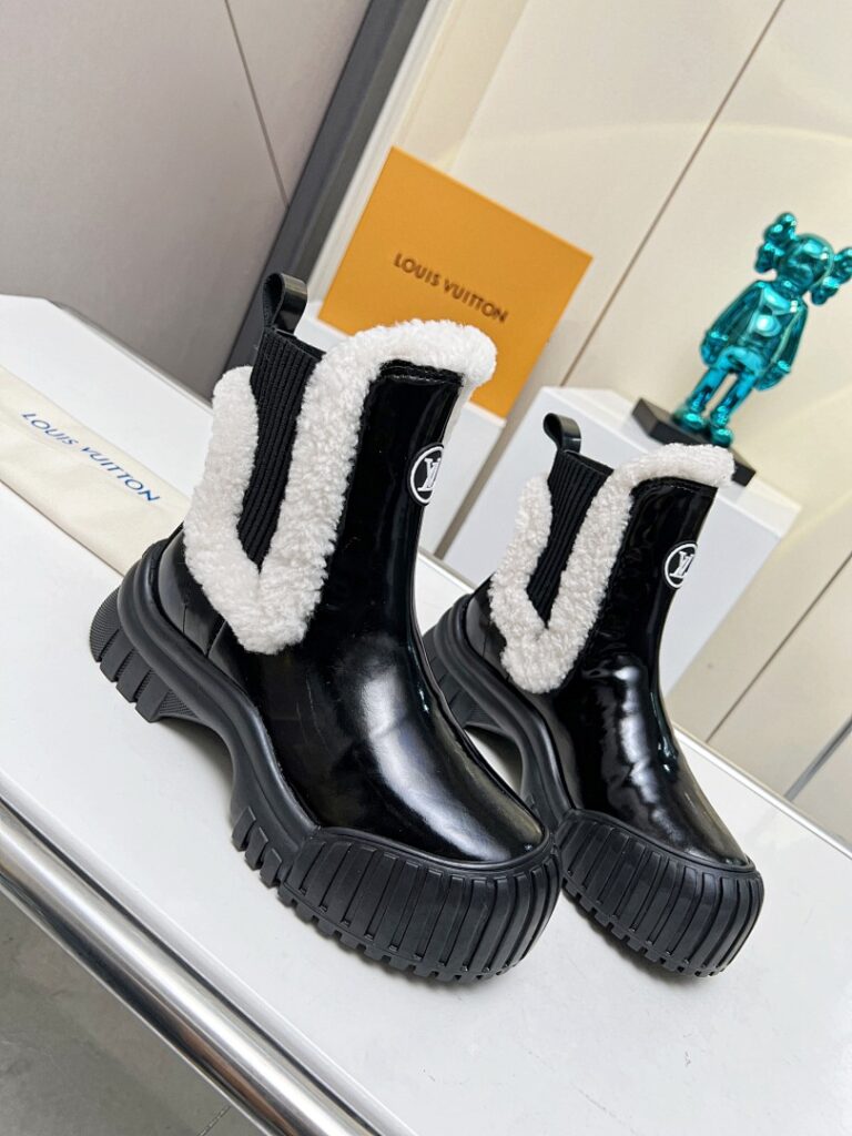 Louis Vuitton Shoe Style 3501198