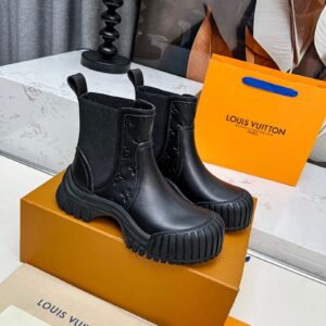 Louis Vuitton Shoe Style 3201198