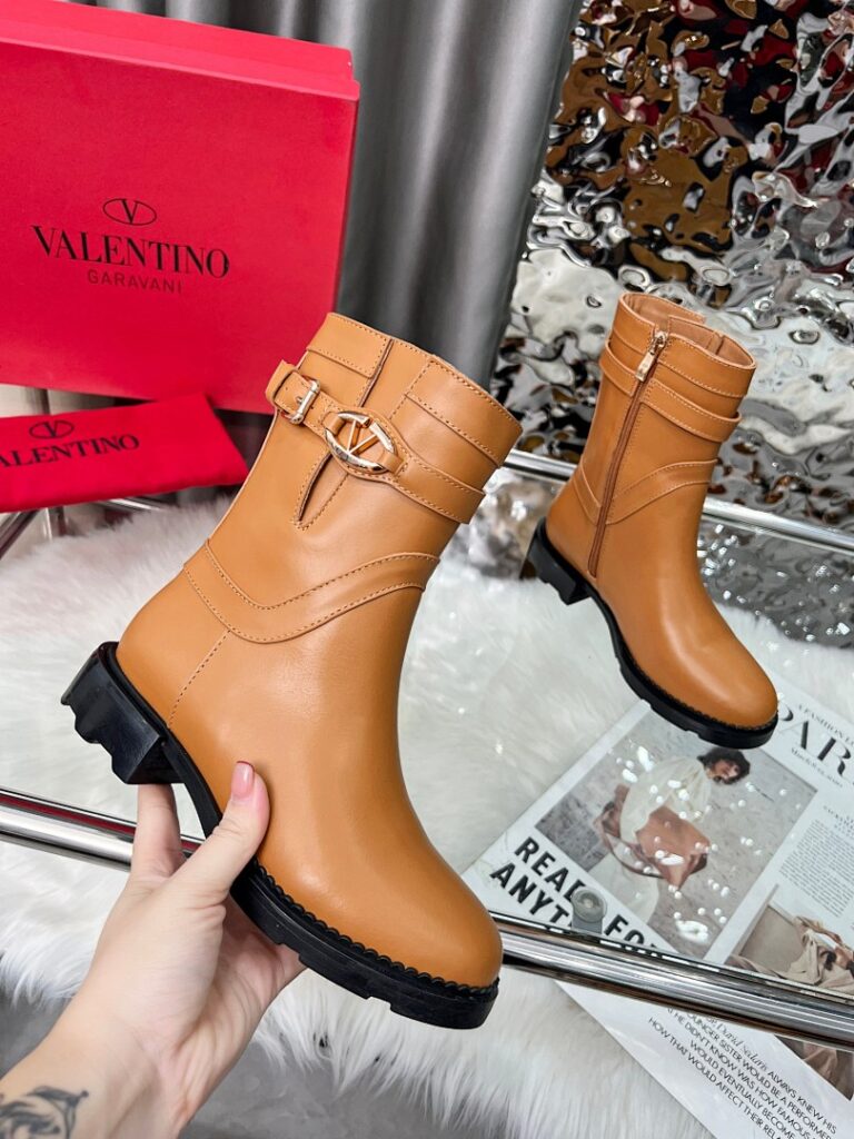 Valentino Shoe Style 3401198