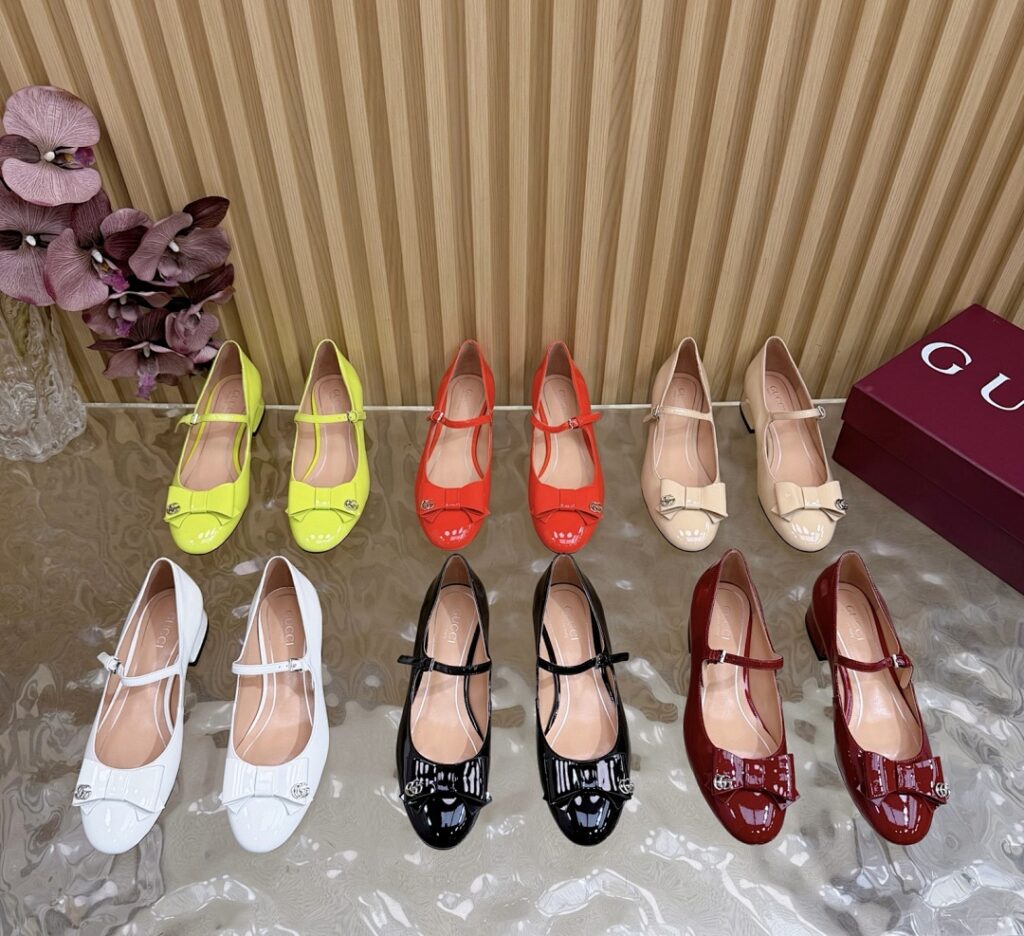 Gucci Shoe Style 3101197