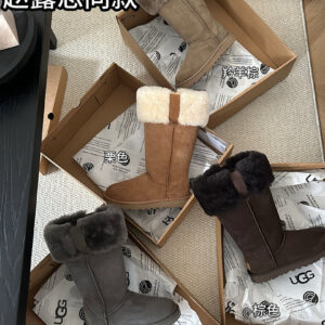 UGG Shoe Style 3901175