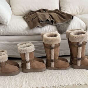 UGG Shoe Style 4701175
