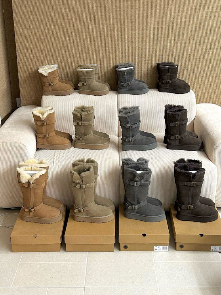 UGG Shoe Style 3001175