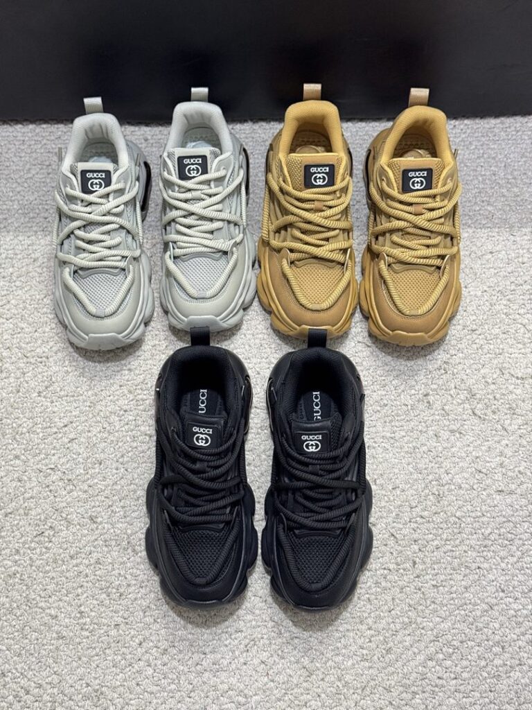 Gucci Shoe Style 2491127