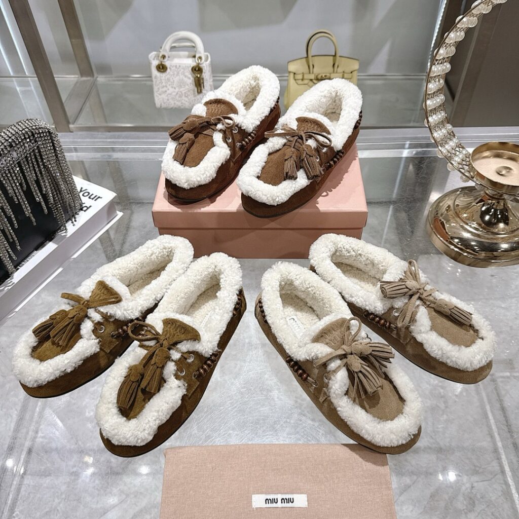 Miu Miu Shoe Style 3001159