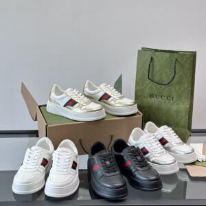 Gucci Shoe Style 2401126