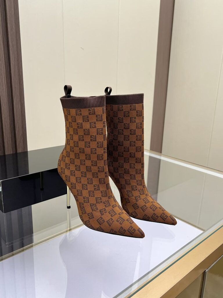 Shoe Style 2601132
