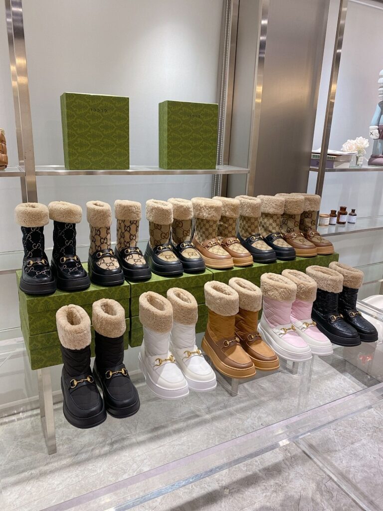 Gucci Shoe Style 3801121