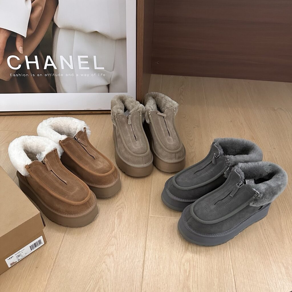 UGG Shoe Style 2801175