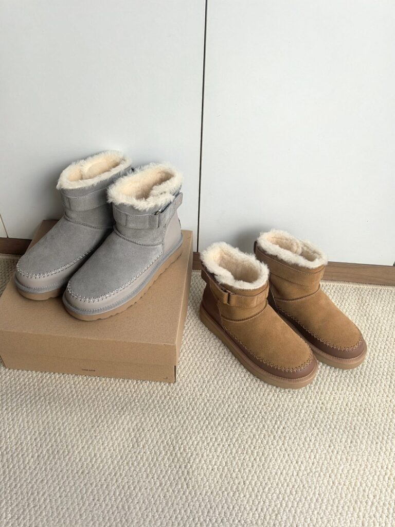 UGG Shoe Style 3001155
