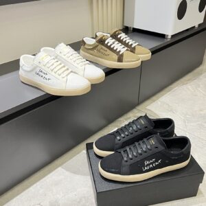 Shoe Style 2401126
