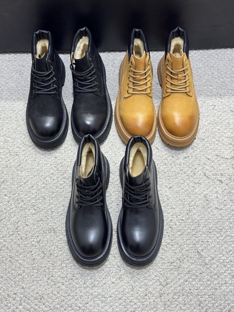 UGG Shoe Style 3601127