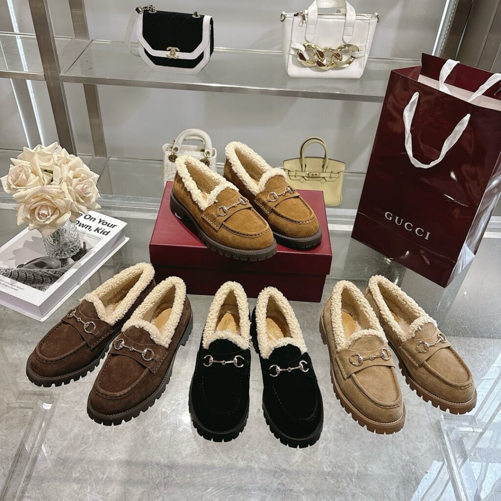 Gucci Shoe Style 2801121