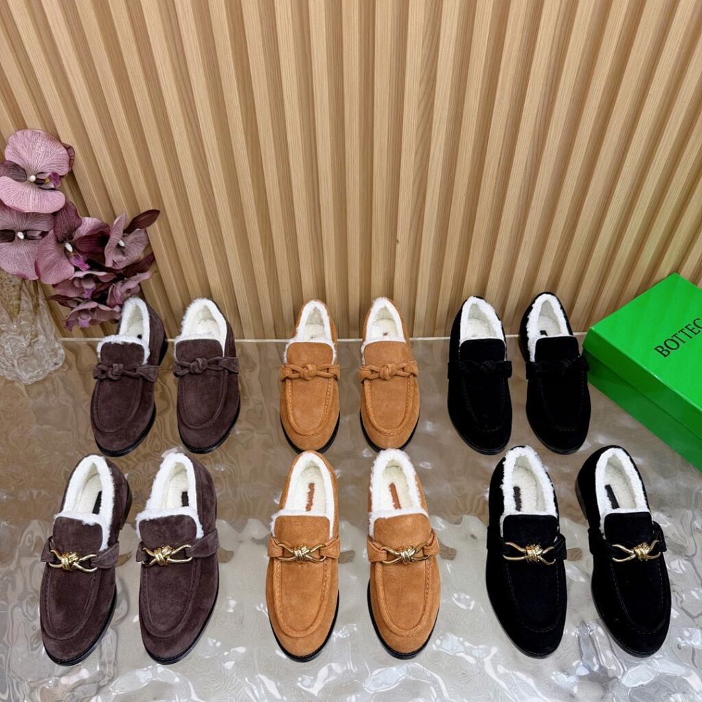 Bottega Veneta Shoe Style 3801197