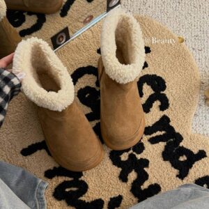 UGG Shoe Style 3001192