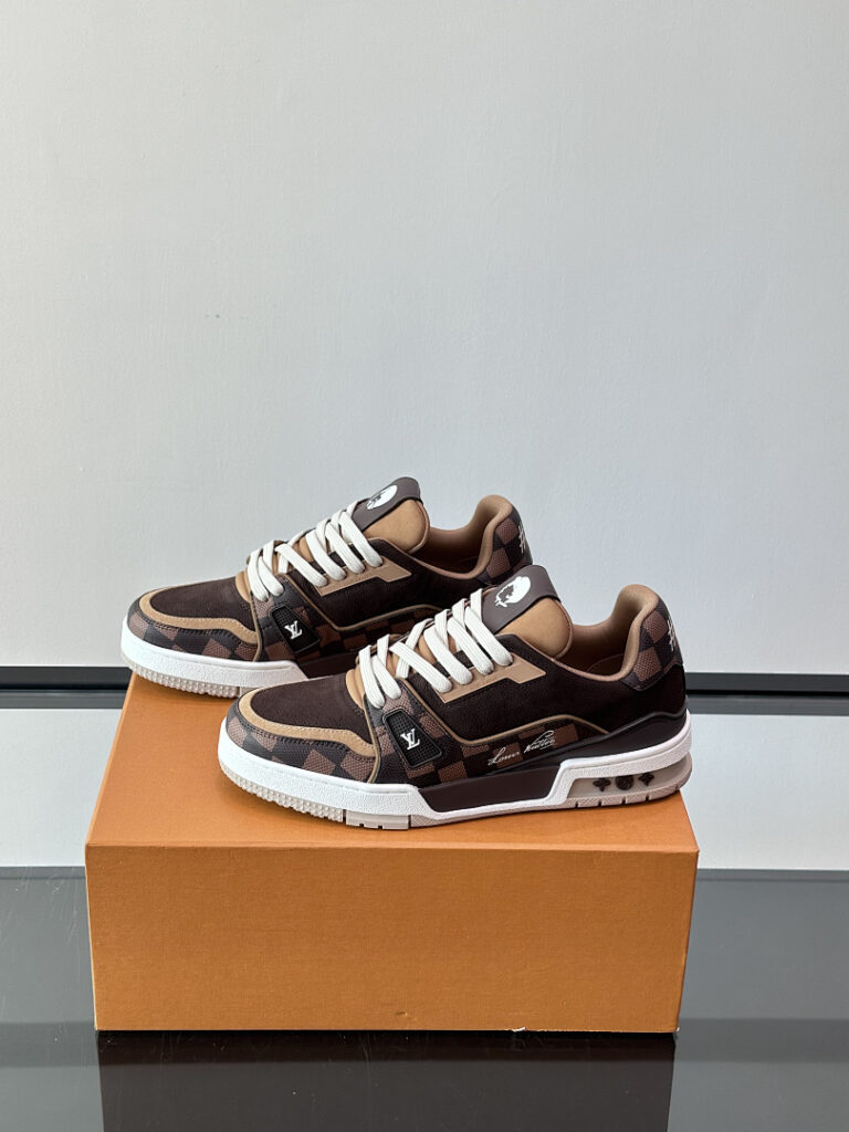Louis Vuitton Shoe Style 3801128