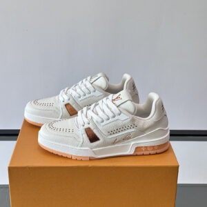 Louis Vuitton Shoe Style 4001128