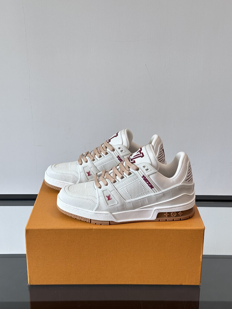 Louis Vuitton Shoe Style 3801128