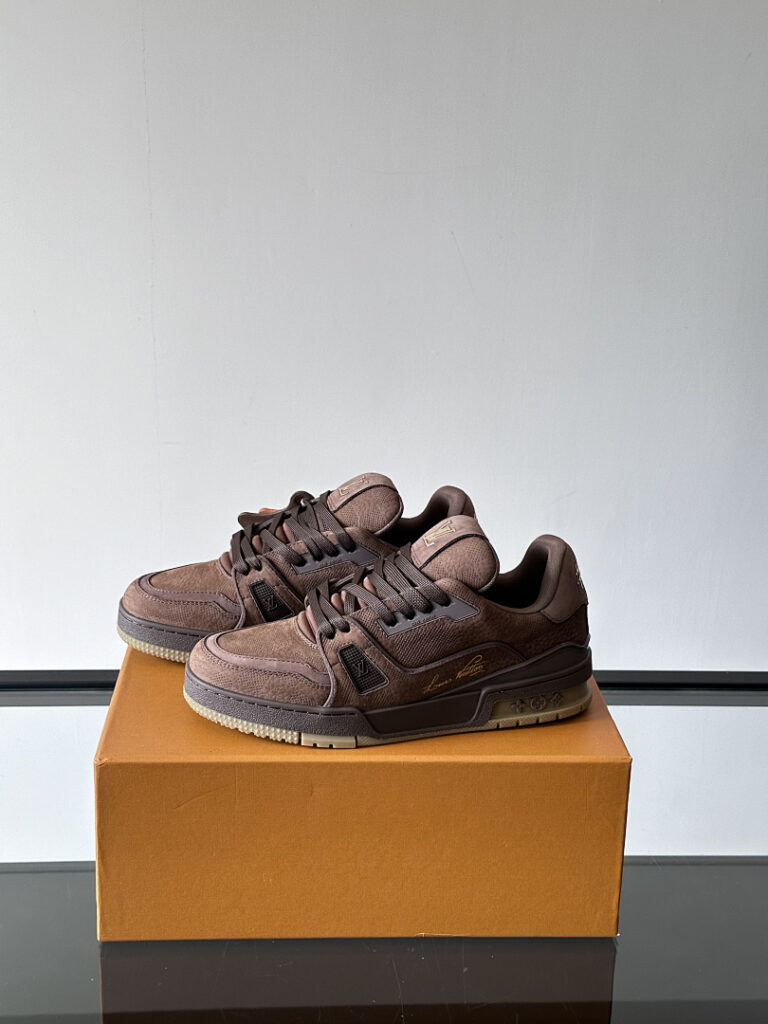 Louis Vuitton Shoe Style 4001128