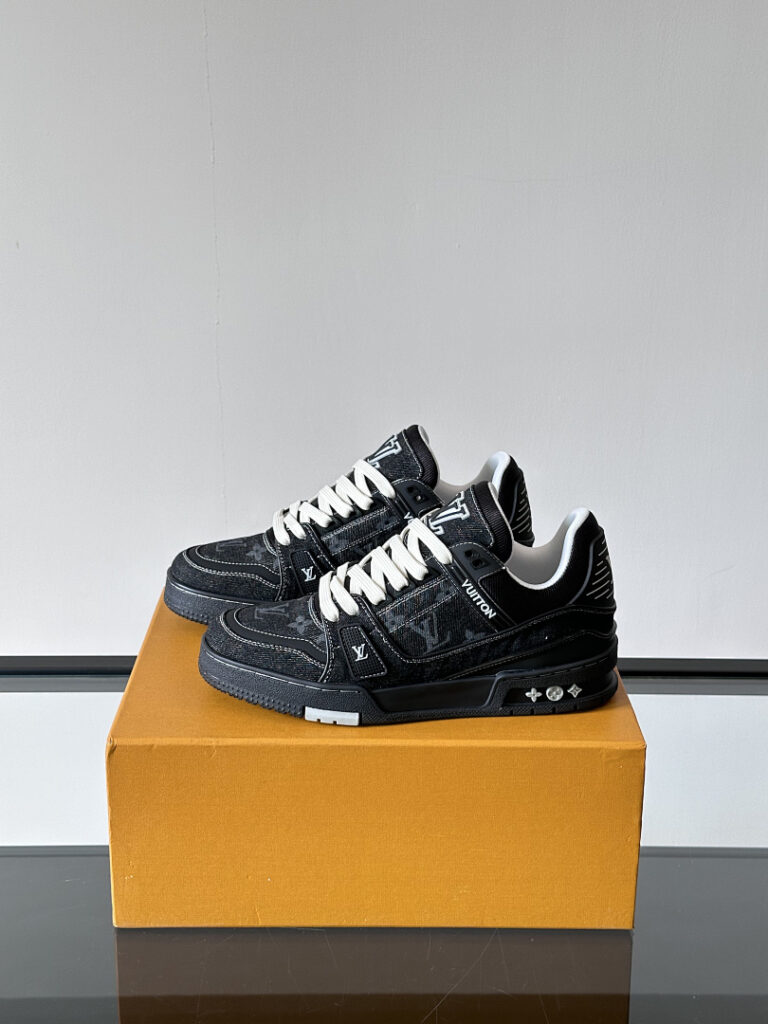 Louis Vuitton Shoe Style 3801128
