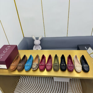 Gucci Shoe Style 3201192