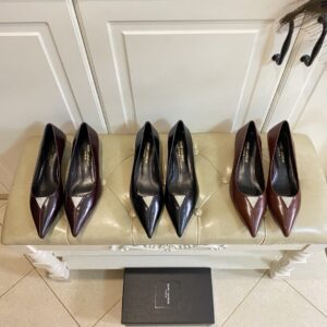 Saint Laurent Shoe Style 3101134