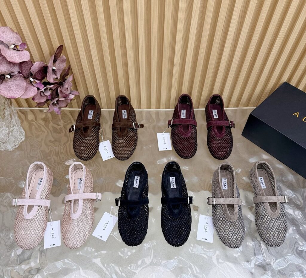 Alaia Shoe Style 3101197